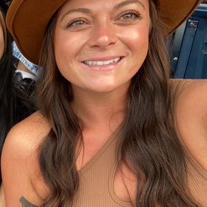 Meet your Posher, Sierra